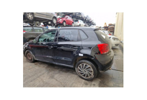 VOLKSWAGEN POLO 5 PHASE 1 1.6 TDI - 16V TURBO Photo n°10