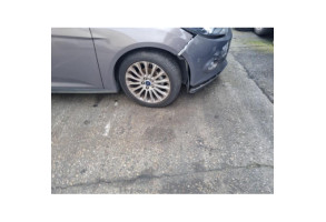FORD FOCUS 3 PHASE 1 1.0i - 12V TURBO Photo n°8