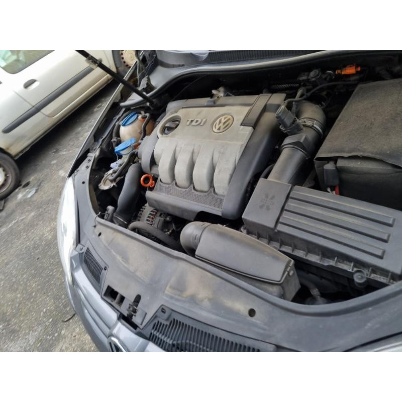 VOLKSWAGEN GOLF 5 1.9 TDI - 8V TURBO Photo n°1