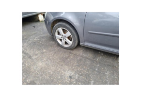 VOLKSWAGEN GOLF 5 1.9 TDI - 8V TURBO Photo n°14