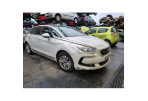 DS DS5 PHASE 2 1.6 BLUE HDI - 8V TURBO Photo n°5