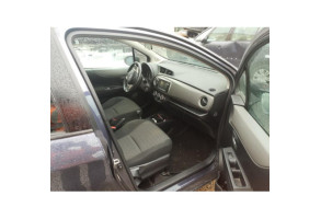 TOYOTA YARIS 3 PHASE 1 1.4 D4D - 8V TURBO Photo n°17