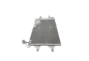 Radiateur clim VOLKSWAGEN POLO 4 Photo n°1