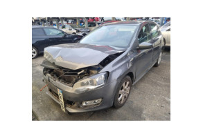 VOLKSWAGEN POLO 5 PHASE 1 1.2 TDI - 12V TURBO Photo n°2