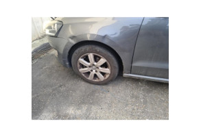VOLKSWAGEN POLO 5 PHASE 1 1.2 TDI - 12V TURBO Photo n°12